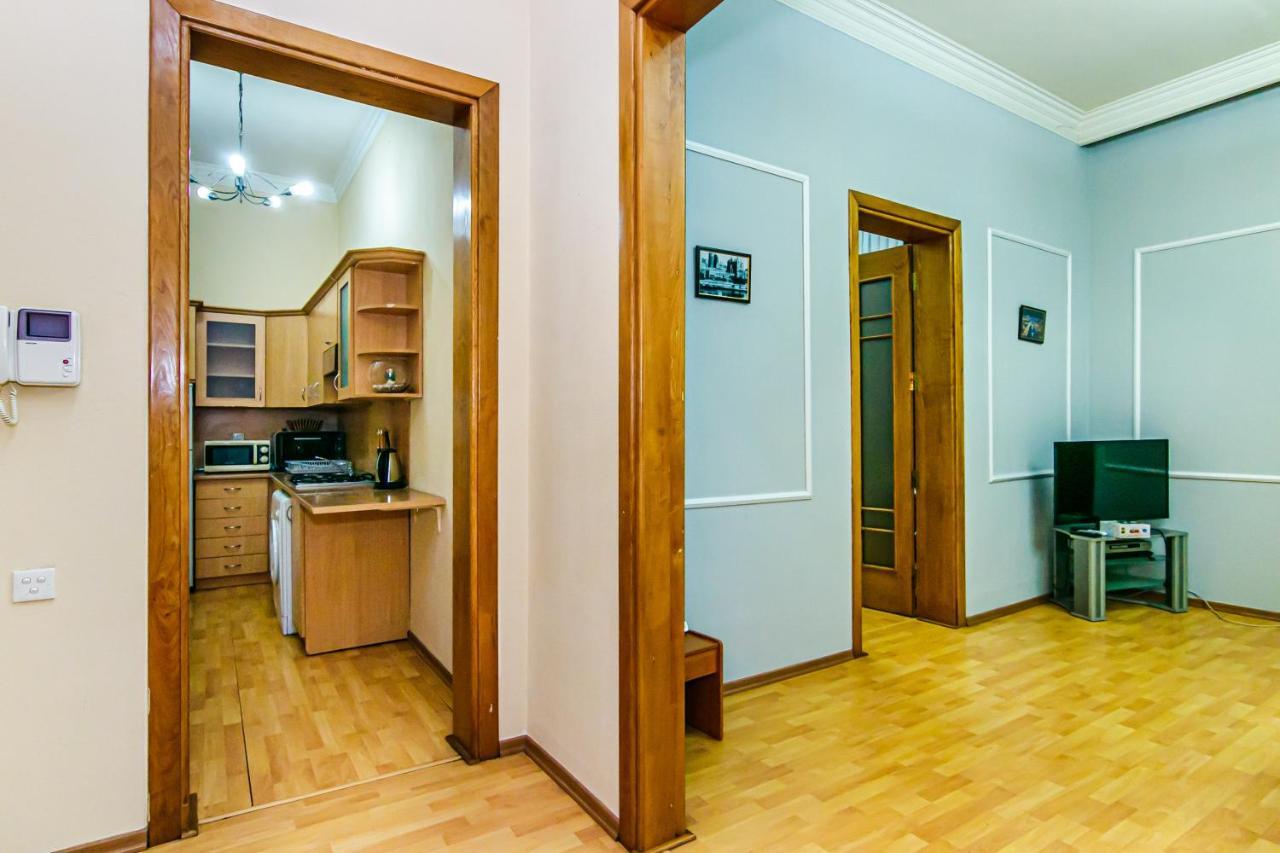 Rolls Royce Apartment Баку Экстерьер фото